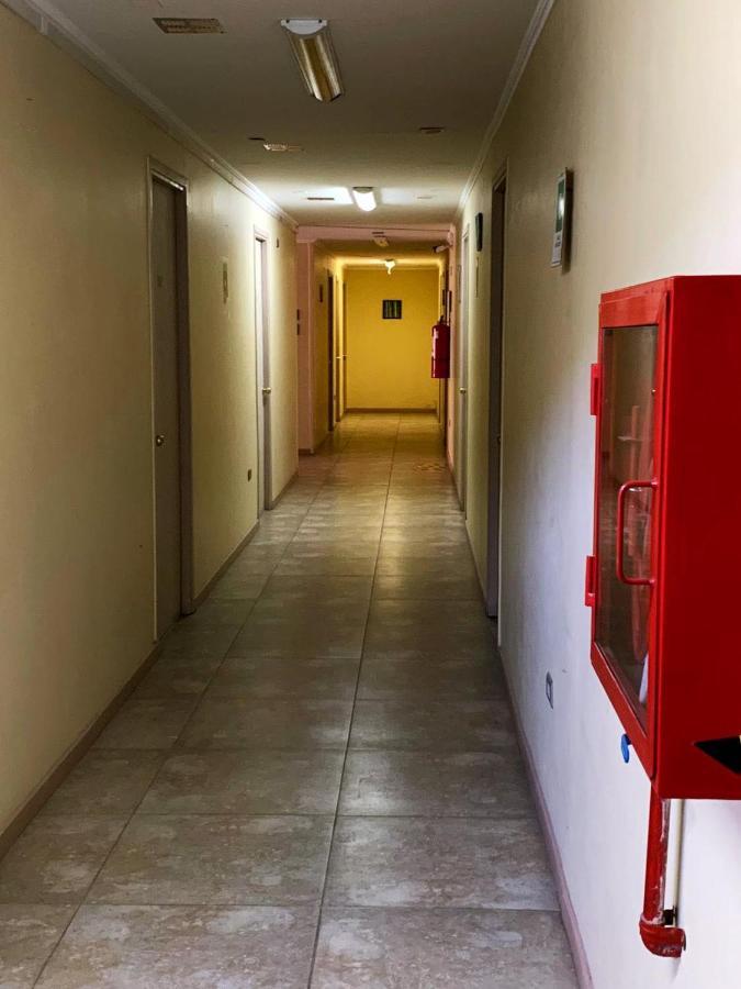 Juku Hostal كالاما المظهر الخارجي الصورة