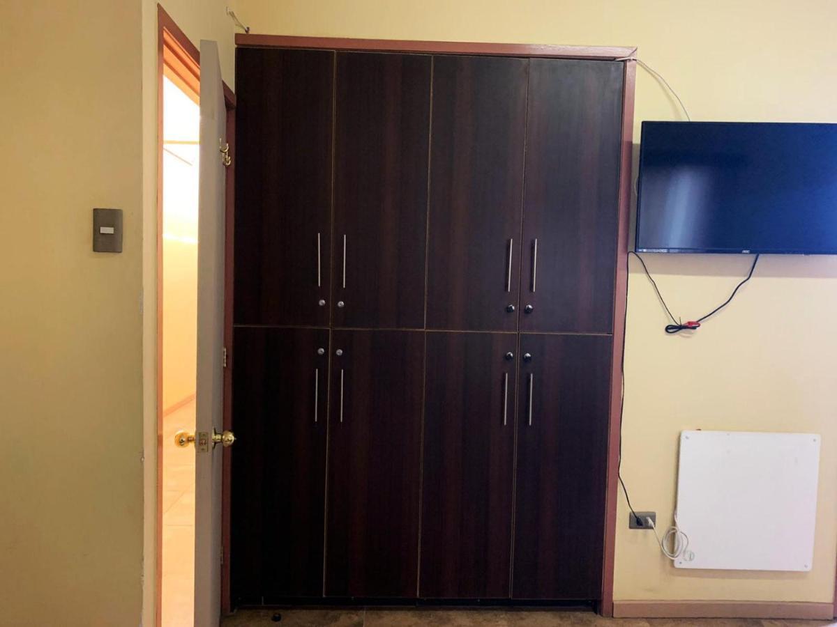 Juku Hostal كالاما المظهر الخارجي الصورة