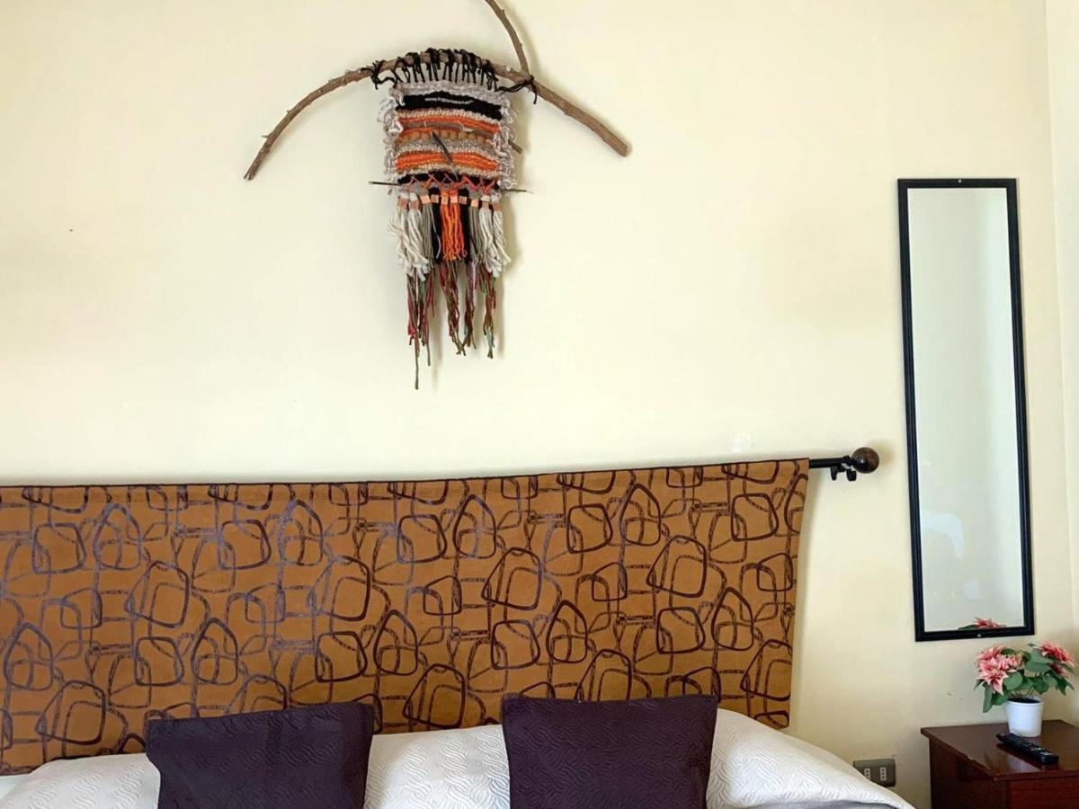 Juku Hostal كالاما المظهر الخارجي الصورة