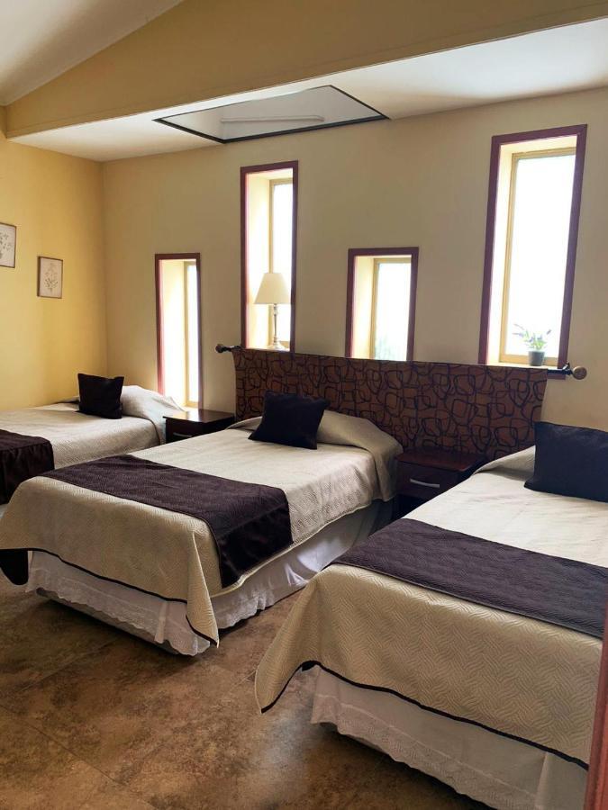 Juku Hostal كالاما المظهر الخارجي الصورة