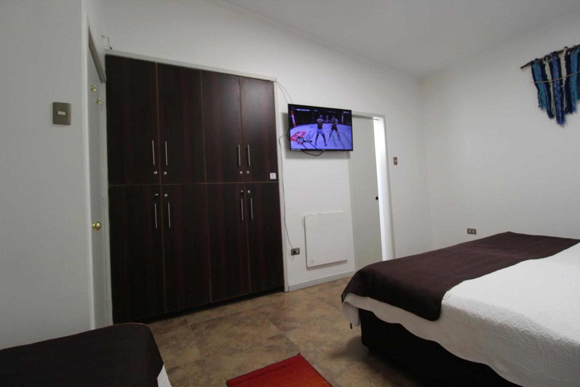 Juku Hostal كالاما المظهر الخارجي الصورة
