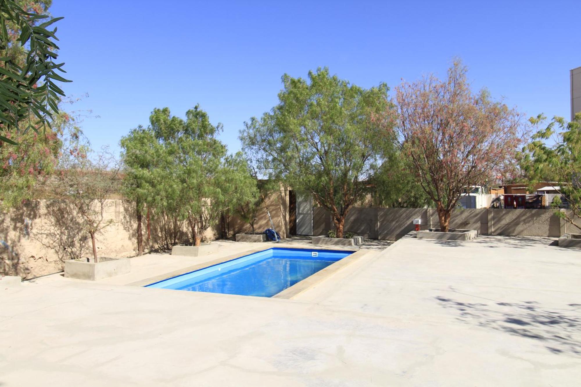 Juku Hostal كالاما المظهر الخارجي الصورة