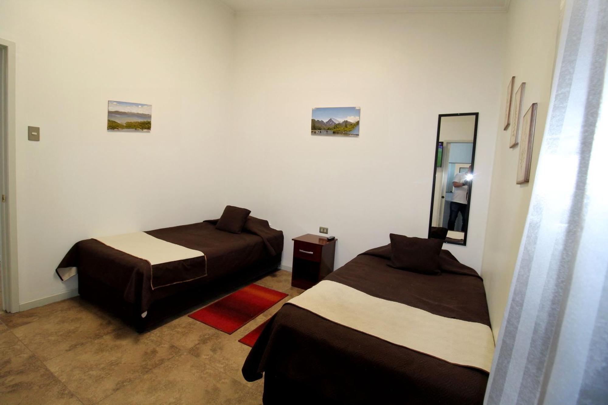 Juku Hostal كالاما المظهر الخارجي الصورة
