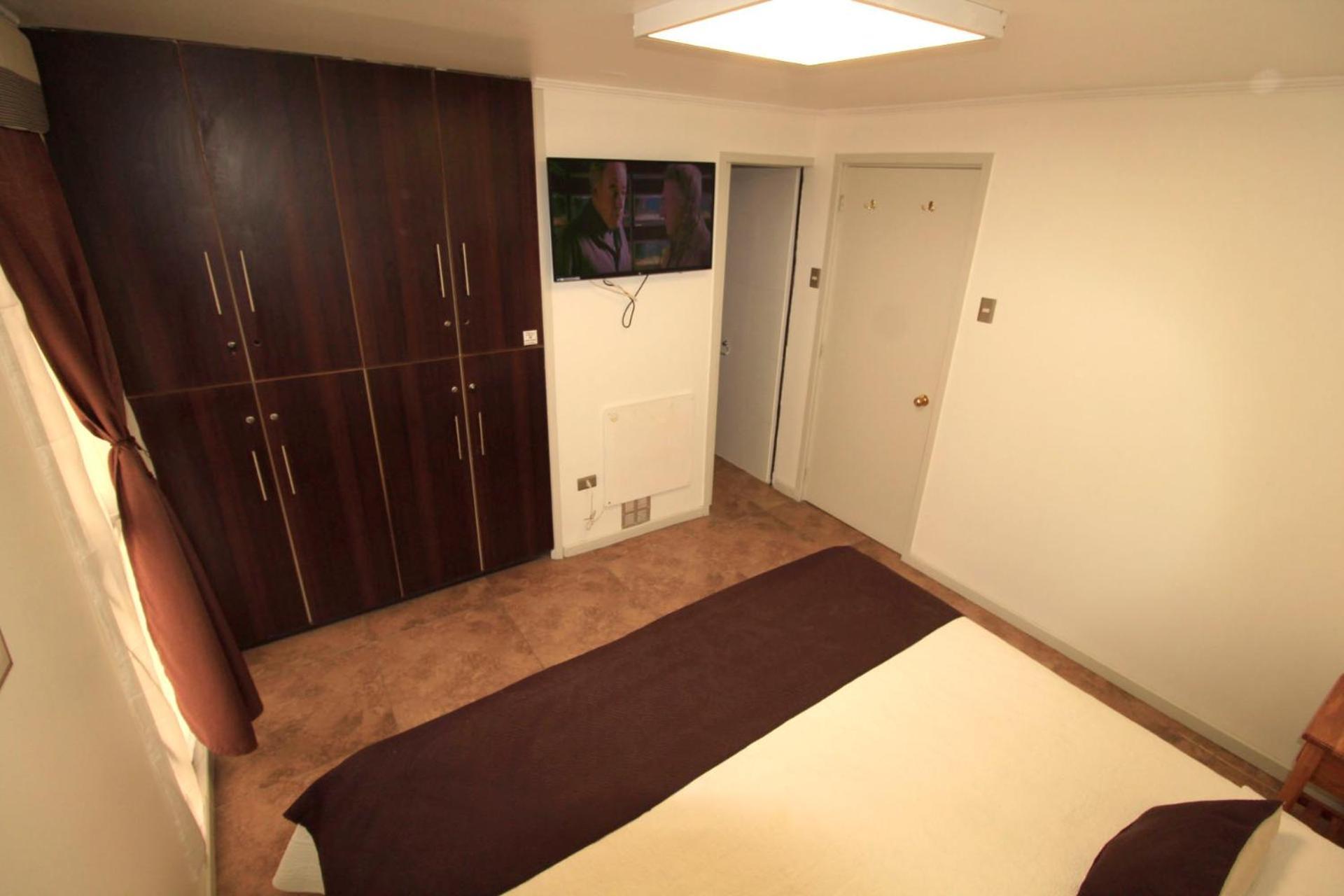 Juku Hostal كالاما المظهر الخارجي الصورة