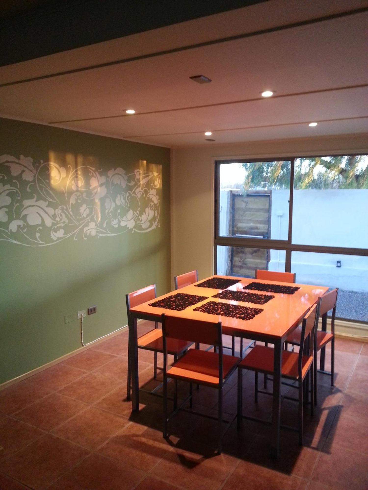 Juku Hostal كالاما المظهر الخارجي الصورة