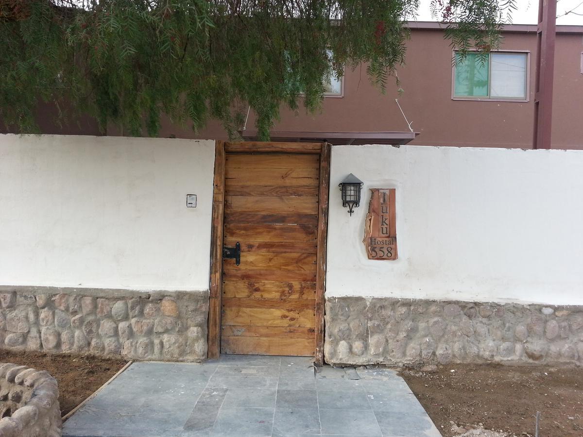 Juku Hostal كالاما المظهر الخارجي الصورة
