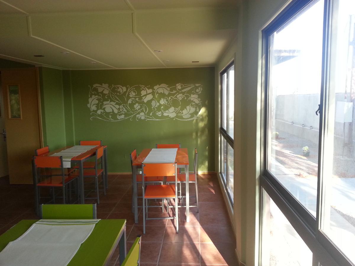 Juku Hostal كالاما المظهر الخارجي الصورة